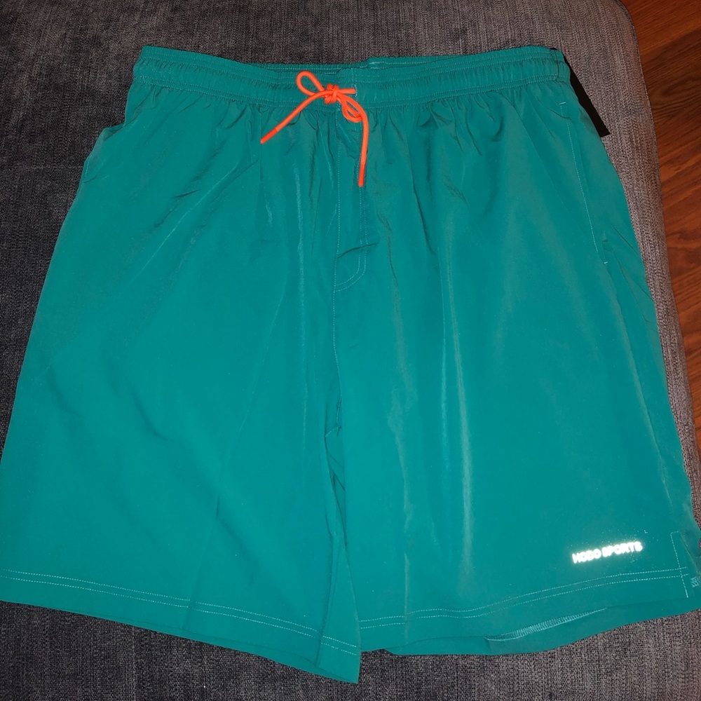 Mens swim trunks size 2XL NWT